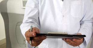 Praticien hospitalier : assurance multirisque professionnelle au meilleur prix
