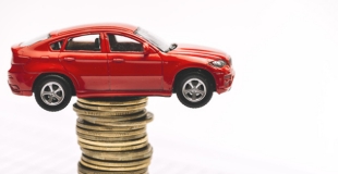 Peut-on trouver une assurance auto sans avoir à avancer d'argent ?