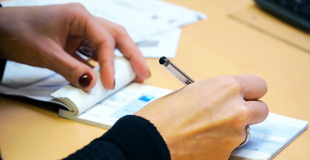 Chèque certifié : qu'est-ce que c'est ? Quelle différence avec un chèque de banque ?