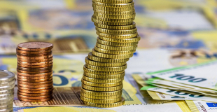 Peut-on conserver un crédit lors d'un rachat de prêt (immobilier ou consommation) ?