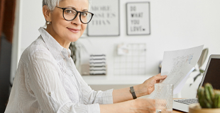 Choisir son organisme de rachat de crédit : 5 conseils