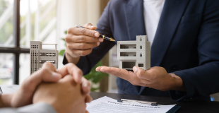 Crédit professionnel pour acheter un bien immobilier